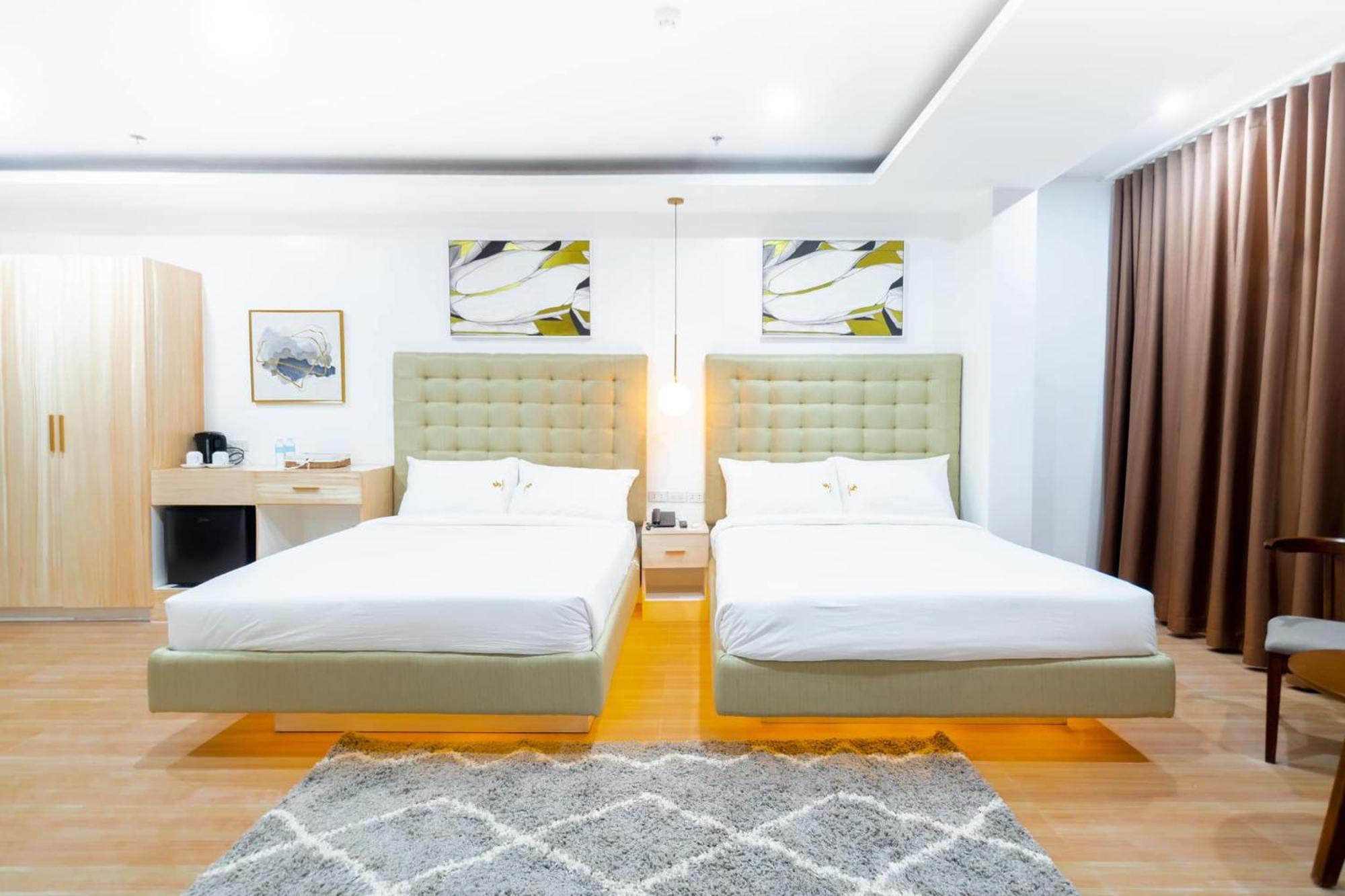 The Glend Hotel Iloilo Passi Esterno foto