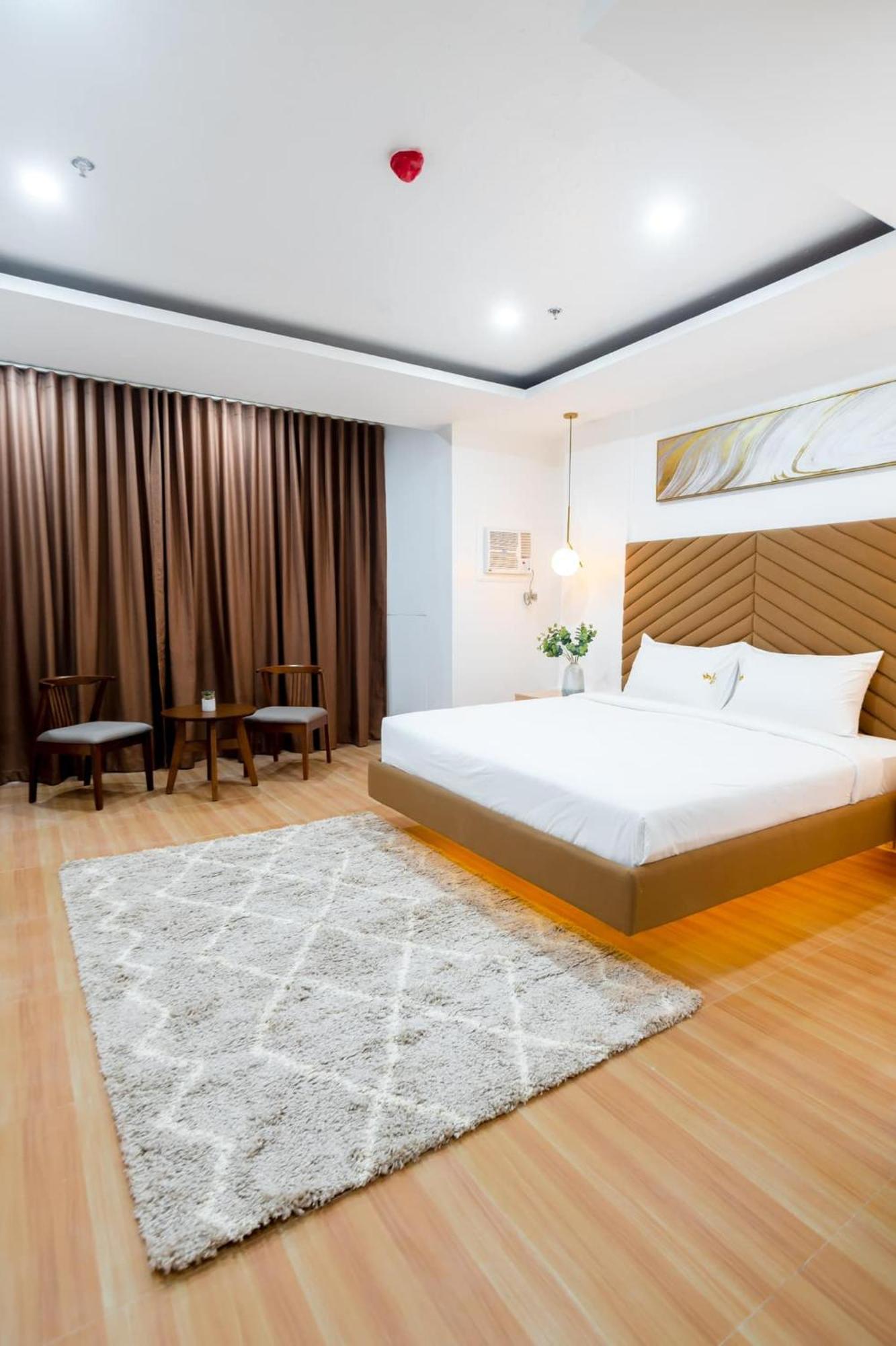 The Glend Hotel Iloilo Passi Esterno foto