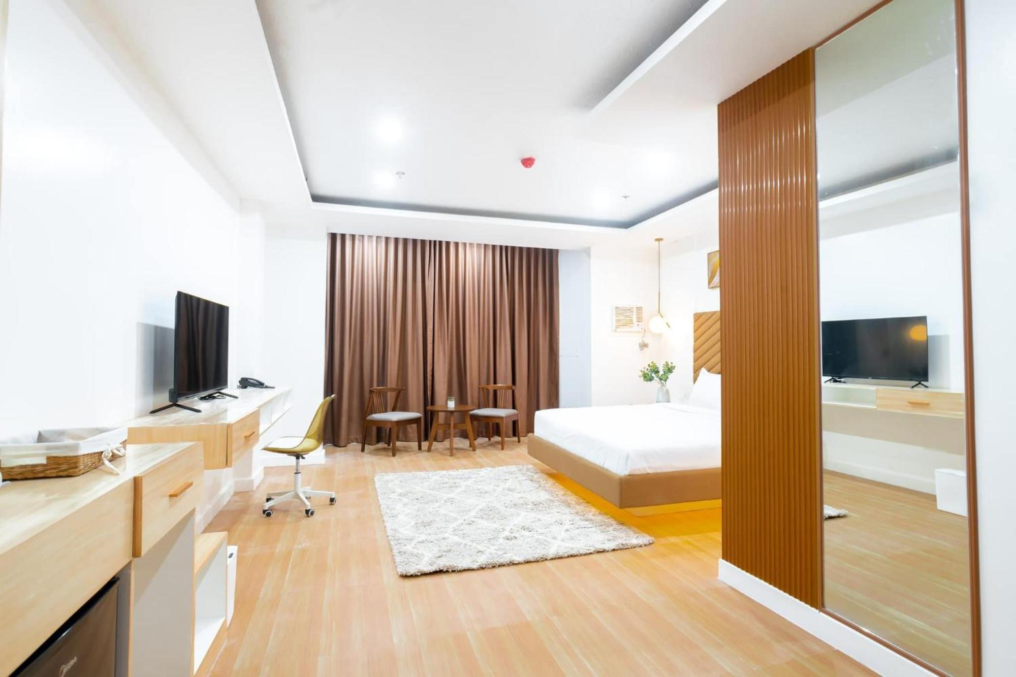 The Glend Hotel Iloilo Passi Esterno foto